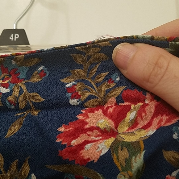 Susan Bristol_Floral Skirt w/POCKETS & Belt - Picture 13 of 14